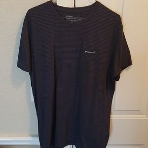 Grey striped Colmbia t shirt